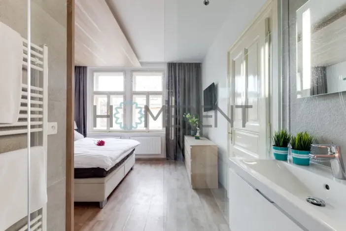Pronájem bytu 2+kk, Praha - Nusle, Nezamyslova, 55 m2