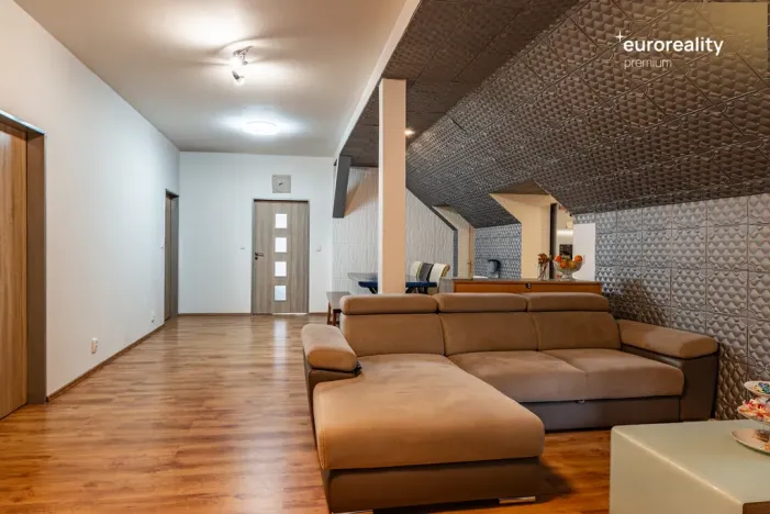 Prodej rodinného domu, Velká Hleďsebe, Havlíčkova, 229 m2