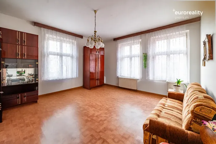 Prodej rodinného domu, Kraslice, Dukelská, 267 m2