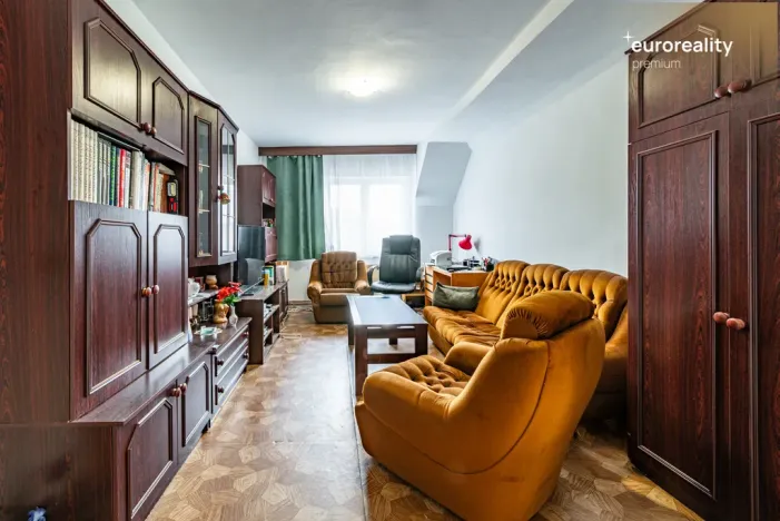 Prodej rodinného domu, Kraslice, Dukelská, 267 m2