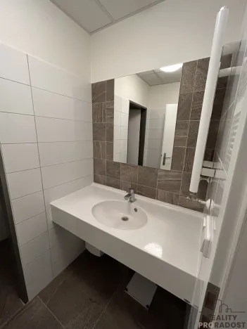 Pronájem kanceláře, Olomouc, Dolní náměstí, 104 m2