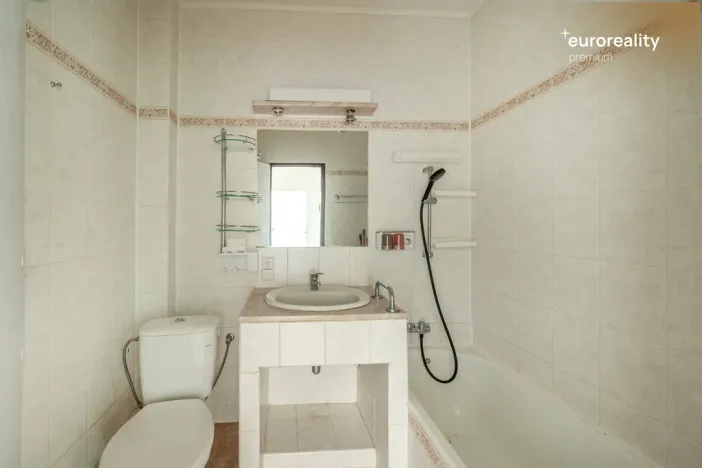 Prodej rodinného domu, Vojtanov, Nádražní čtvrť, 70 m2