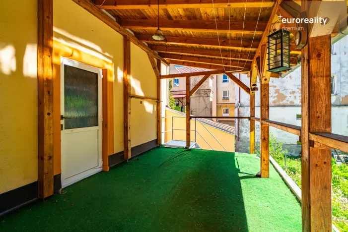 Prodej vícegeneračního domu, Kraslice, Pod nádražím, 259 m2