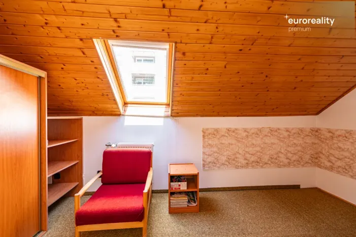 Prodej vícegeneračního domu, Kraslice, Pod nádražím, 259 m2