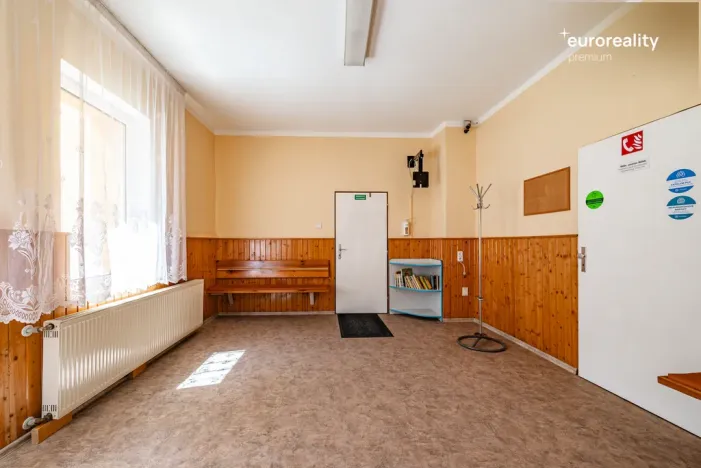 Prodej vícegeneračního domu, Kraslice, Pod nádražím, 259 m2