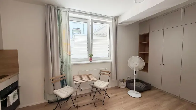 Pronájem bytu 1+kk, Praha - Strašnice, Strančická, 24 m2