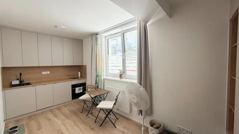 Pronájem bytu 1+kk, Praha - Strašnice, Strančická, 24 m2