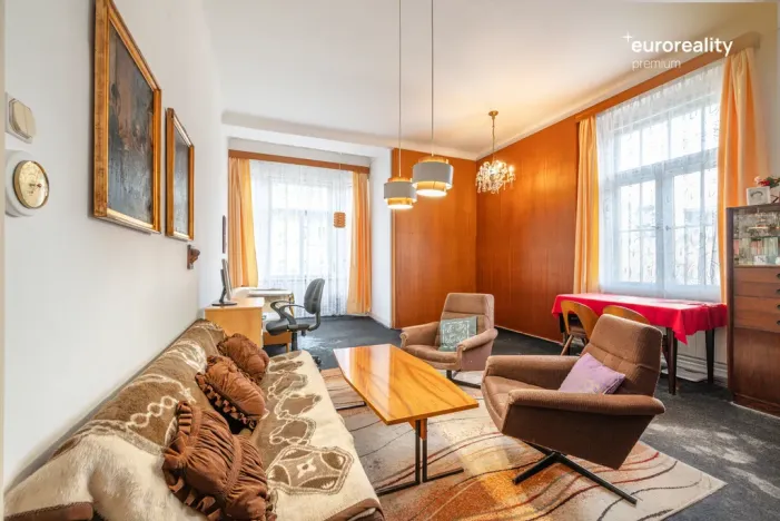 Prodej bytu 2+1, Mariánské Lázně, Hlavní třída, 79 m2