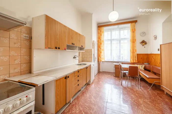 Prodej bytu 2+1, Mariánské Lázně, Hlavní třída, 79 m2