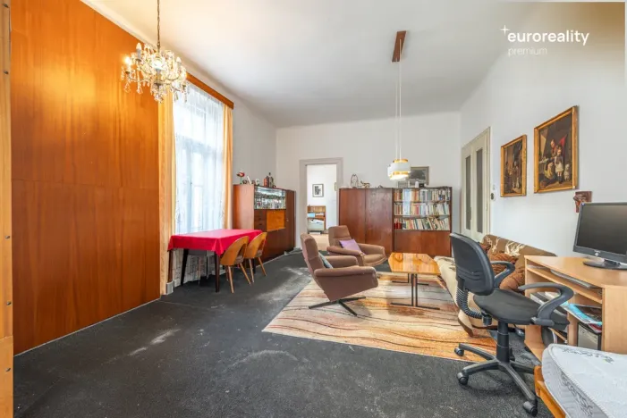 Prodej bytu 2+1, Mariánské Lázně, Hlavní třída, 79 m2