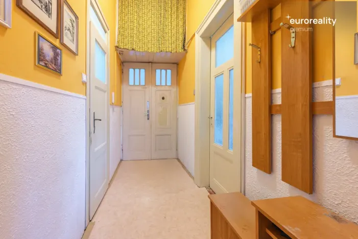 Prodej bytu 2+1, Mariánské Lázně, Hlavní třída, 79 m2