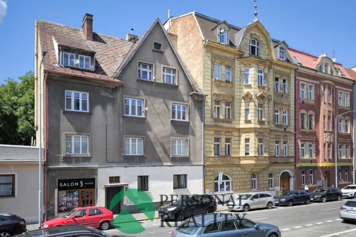 Pronájem bytu 3+1, Cheb, Valdštejnova, 94 m2