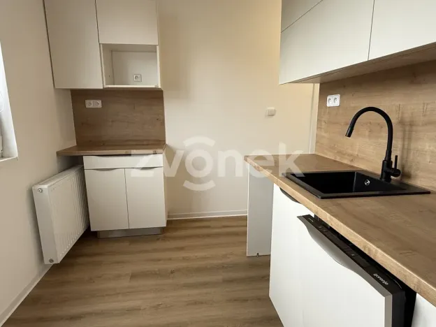 Pronájem bytu 2+1, Zlín, M. Knesla, 56 m2