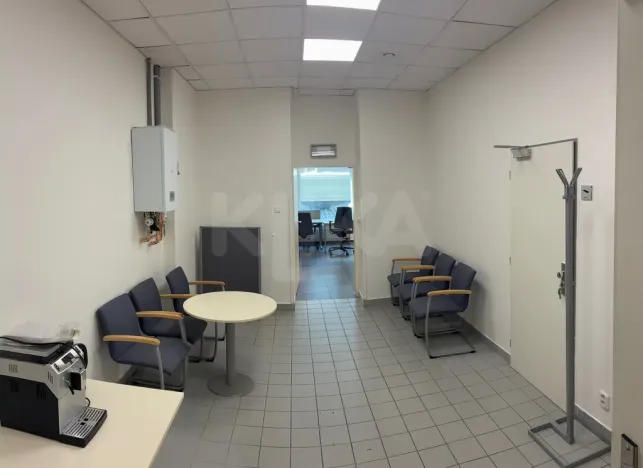 Pronájem obchodního prostoru, Plzeň - Jižní Předměstí, Klatovská třída, 82 m2