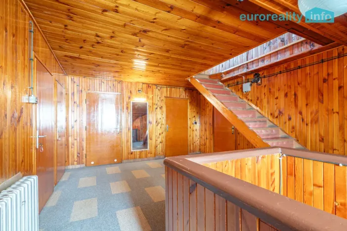 Prodej chalupy, Stříbrná, 460 m2