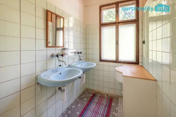 Prodej chalupy, Stříbrná, 460 m2