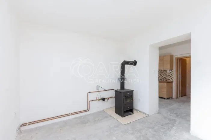 Prodej bytu 3+1, Jistebnice - Ostrý, 55 m2