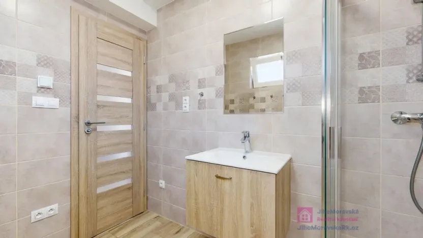 Prodej bytu 3+kk, Břeclav - Charvátská Nová Ves, Kapusty, 141 m2
