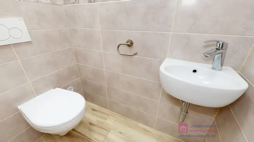 Prodej bytu 3+kk, Břeclav - Charvátská Nová Ves, Kapusty, 141 m2