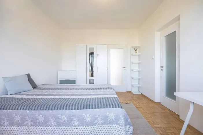 Prodej bytu 2+1, Praha - Malešice, Počernická, 57 m2