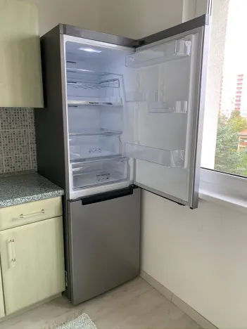 Prodej bytu 2+1, Praha - Malešice, Počernická, 57 m2