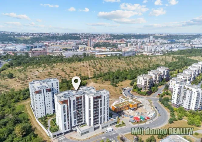 Pronájem bytu 1+kk, Praha - Hrdlořezy, V třešňovce, 40 m2