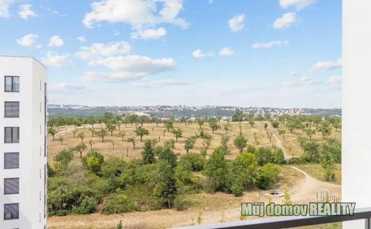 Pronájem bytu 1+kk, Praha - Hrdlořezy, V třešňovce, 40 m2