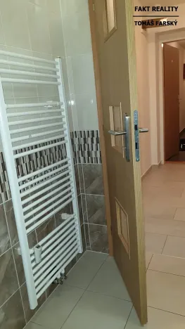 Pronájem bytu 1+kk, Ústí nad Labem, Londýnská, 44 m2