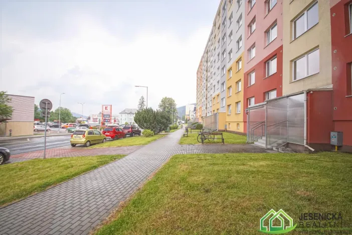 Prodej bytu 2+1, Jeseník, Dukelská, 61 m2