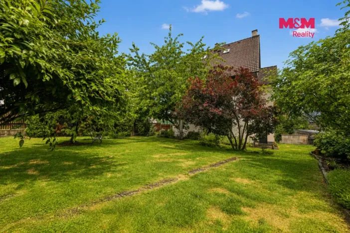 Prodej bytu 3+kk, Karlovy Vary - Drahovice, Mánesova, 68 m2