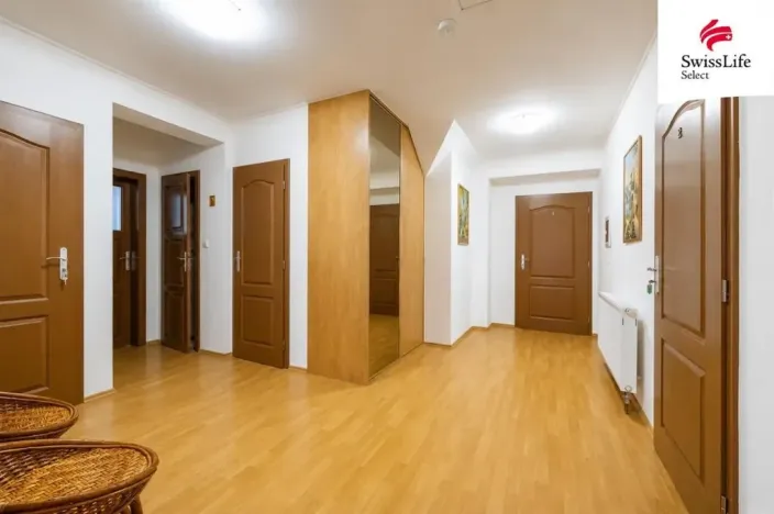 Prodej vícegeneračního domu, Praha - Písnice, Na losách, 436 m2