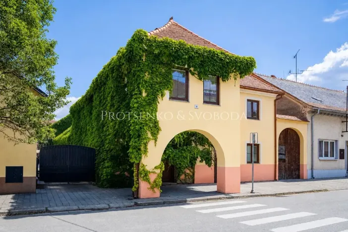 Prodej rodinného domu, Dolní Dunajovice, Hlavní, 244 m2