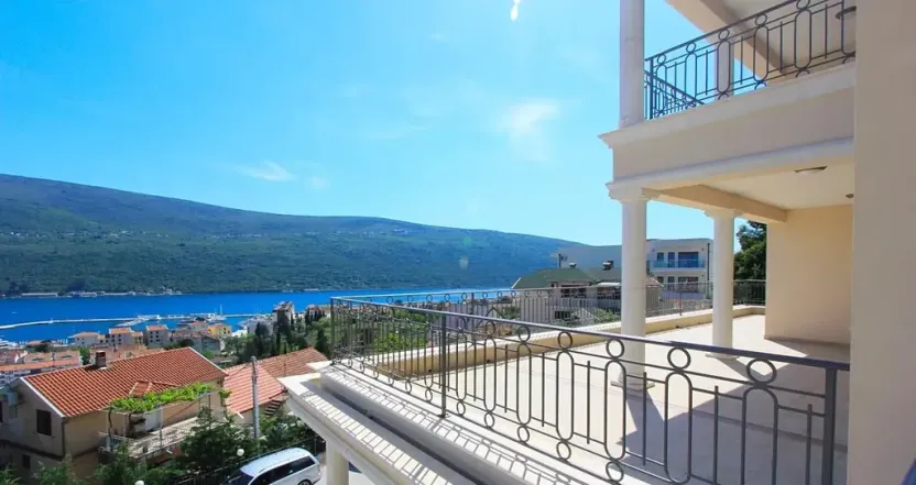 Prodej bytu 4+kk, Đenovići, Černá Hora, 125 m2