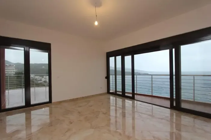 Prodej bytu 4+kk, Dobrá Voda, Černá Hora, 126 m2