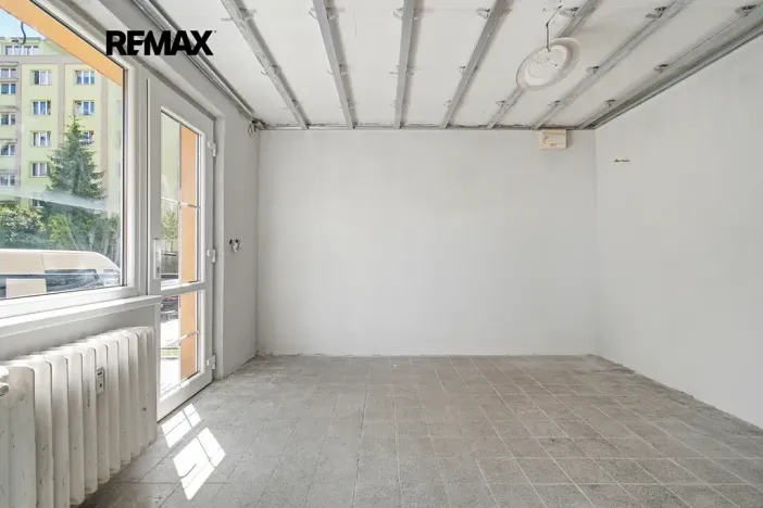 Prodej komerční nemovitosti, Plzeň, Rokycanská, 27 m2