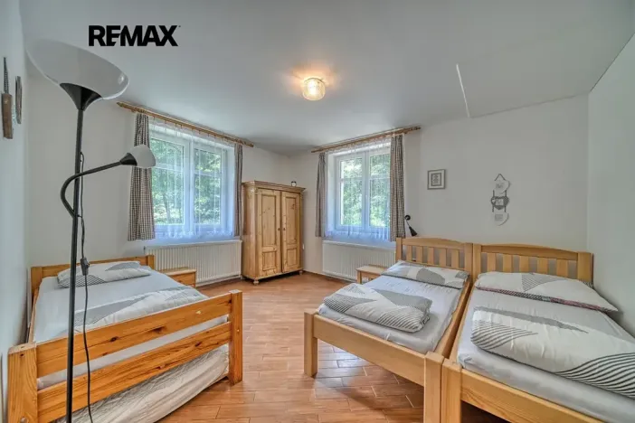 Prodej rodinného domu, Radvanice, 215 m2
