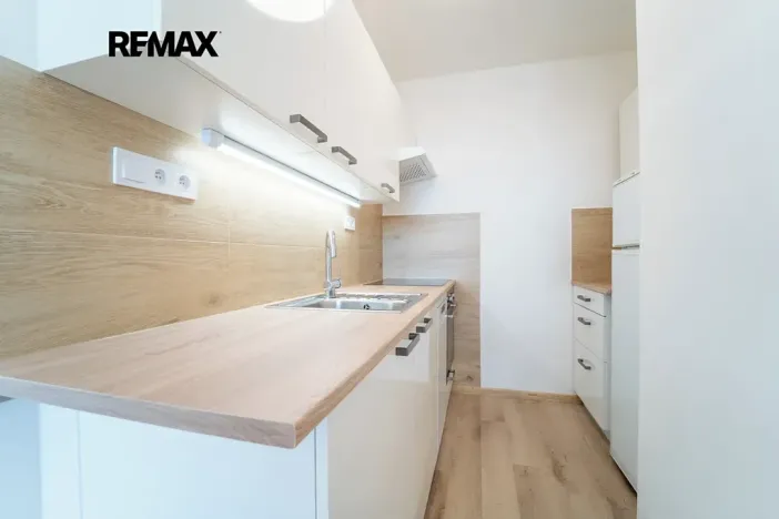 Pronájem bytu 2+kk, Praha - Háje, Mendelova, 49 m2