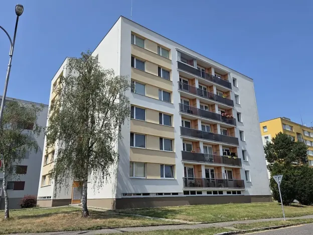 Pronájem bytu 1+kk, Hradec Králové, Hradecká, 30 m2