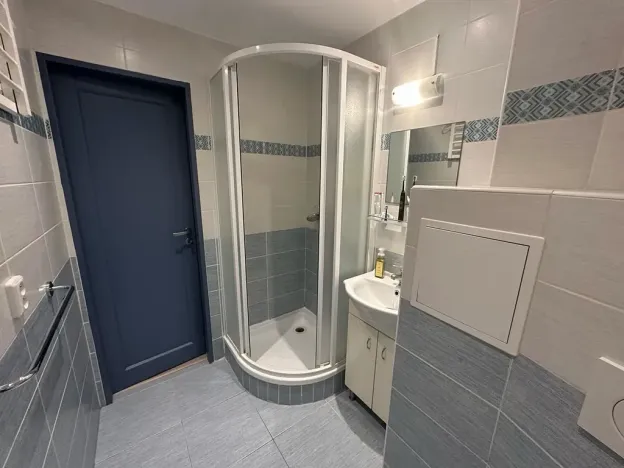 Pronájem bytu 1+kk, Hradec Králové, Hradecká, 30 m2
