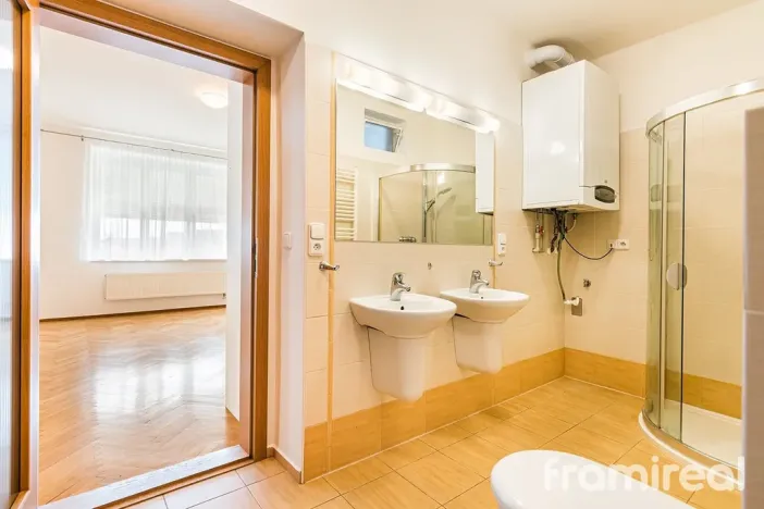 Pronájem bytu 4+kk, Brno, Helfertova, 106 m2
