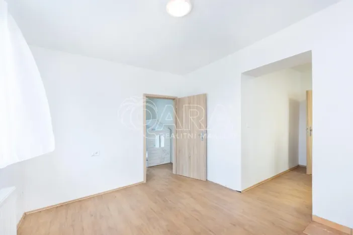 Prodej bytu 3+1, Jistebnice - Ostrý, 55 m2