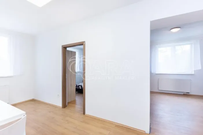 Prodej bytu 3+1, Jistebnice - Ostrý, 55 m2