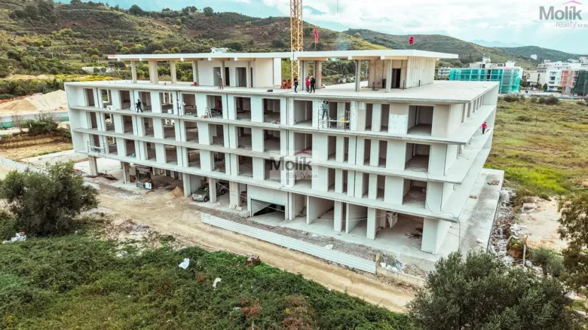 Prodej bytu 2+kk, Radhimë, 74 m2