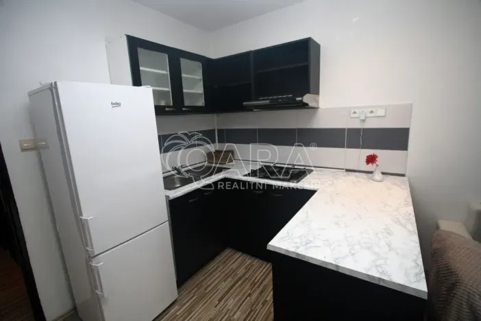 Pronájem bytu 2+kk, Praha - Strašnice, Ke Strašnické, 36 m2