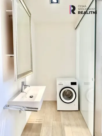 Pronájem bytu 1+1, Praha - Nové Město, Gorazdova, 44 m2