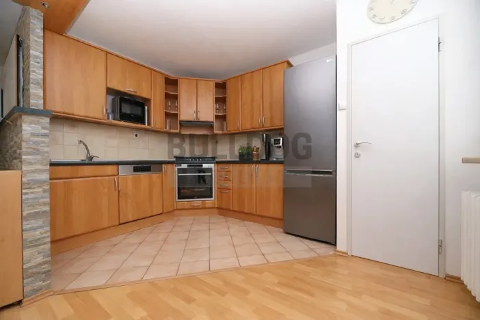 Pronájem bytu 3+kk, Praha - Vršovice, Tádžická, 80 m2