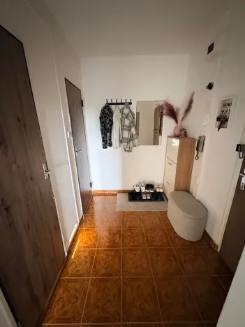 Prodej bytu 2+kk, Praha, Bazovského, 42 m2
