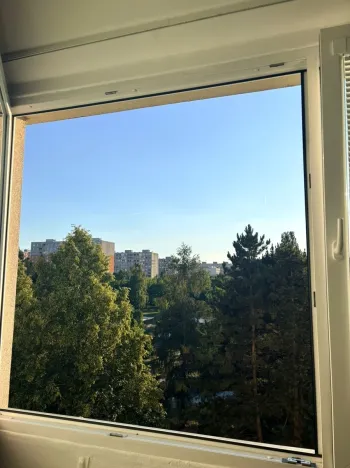 Prodej bytu 2+kk, Praha, Bazovského, 42 m2