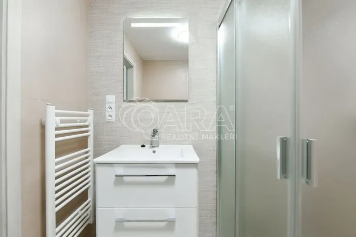 Pronájem bytu 2+kk, Praha - Uhříněves, U starého mlýna, 61 m2