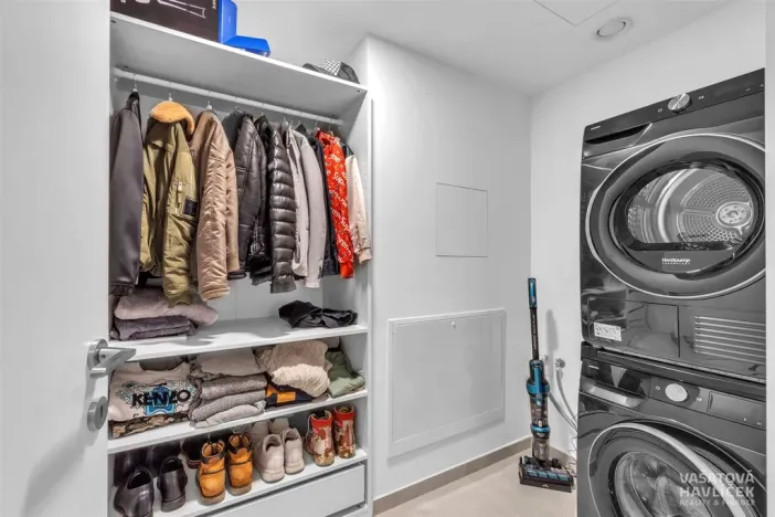Pronájem bytu 2+kk, Hradec Králové, Pražská třída, 60 m2